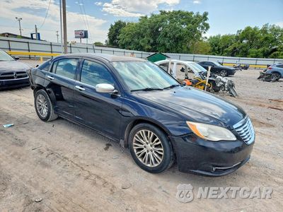 Czwarte zdjęcie samochodu z boku: 2012 CHRYSLER 200 LIMITED VIN:1C3CCBCG7CN242210 - miniatura