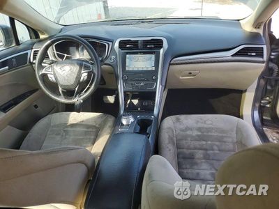 Zdjęcie 8 z 12 samochodu: 2019 FORD FUSION SE VIN:3FA6P0LU6KR235838 - miniatura