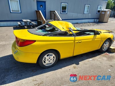 Trzecie zdjęcie samochodu z tyłu: 2001 SATURN SC2 VIN:1G8ZY12741Z103882 - miniatura