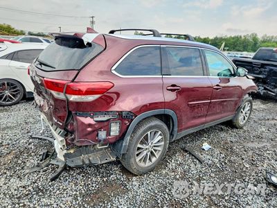 Trzecie zdjęcie samochodu z tyłu: 2019 TOYOTA HIGHLANDER XLE VIN:5TDJZRFH2KS722856 - miniatura