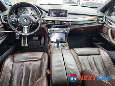 Zdjęcie 8 z 13 samochodu: 2017 BMW X5 XDRIVE50I VIN:5UXKR6C30H0J85250 - miniatura