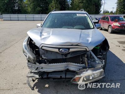 Piąte zdjęcie samochodu w środku: 2019 SUBARU FORESTER PREMIUM VIN:JF2SKAEC0KH527019 - miniatura