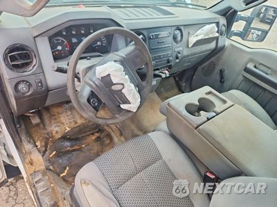 Zdjęcie 8 z 12 samochodu: 2011 FORD F550 VIN:1FDUF5GT4BEA48034 - miniatura