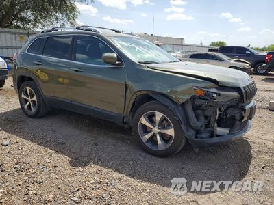 Czwarte zdjęcie samochodu z boku: 2019 JEEP CHEROKEE LIMITED VIN:1C4PJMDXXKD165382 - miniatura