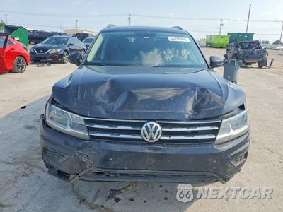Piąte zdjęcie samochodu w środku: 2019 VOLKSWAGEN TIGUAN SE VIN:3VV2B7AX2KM194541 - miniatura