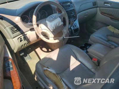 Zdjęcie 8 z 13 samochodu: 2005 TOYOTA SIENNA XLE 7 PASSENGER VIN:5TDZA22C15S318706 - miniatura