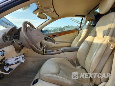 Zdjęcie 7 z 12 samochodu: 2004 MERCEDES-BENZ SL 500 VIN:WDBSK75F44F073754 - miniatura