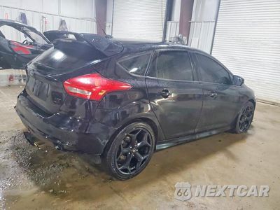 Trzecie zdjęcie samochodu z tyłu: 2017 FORD FOCUS ST VIN:1FADP3L96HL221983 - miniatura