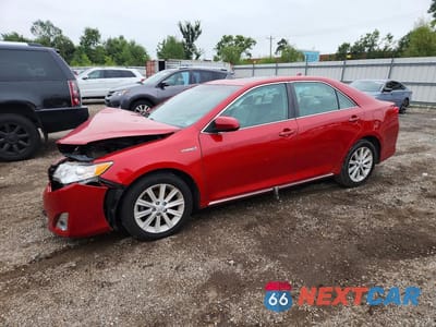 2013 TOYOTA CAMRY HYBRID XLE 4T1BD1FK5DU093913 - główne zdjęcie licytacji z USA - miniatura