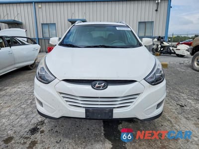Piąte zdjęcie samochodu w środku: 2015 HYUNDAI TUCSON SE VIN:KM8JUCAG5FU109475 - miniatura