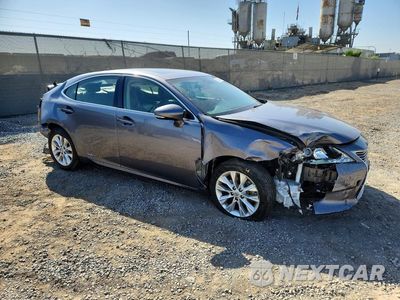 Czwarte zdjęcie samochodu z boku: 2013 LEXUS ES 300H VIN:JTHBW1GG0D2031323 - miniatura