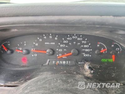 Zdjęcie 8 z 10 samochodu: 2004 FORD ECONOLINE E450 SUPER DUTY CUTAWAY VAN VIN:1FDXE45S24HA92328 - miniatura