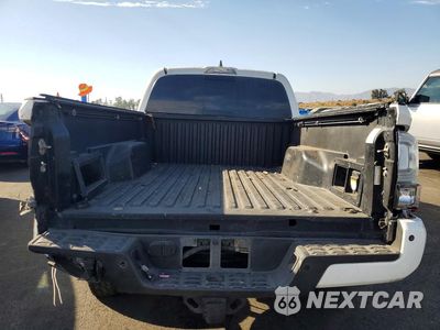 Zdjęcie 6 z 12 samochodu: 2017 TOYOTA TACOMA TRD SPORT VIN:3TMDZ5BN0HM022490 - miniatura