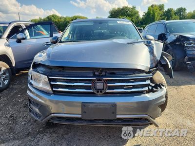 Piąte zdjęcie samochodu w środku: 2019 VOLKSWAGEN TIGUAN SE VIN:3VV2B7AX6KM150641 - miniatura