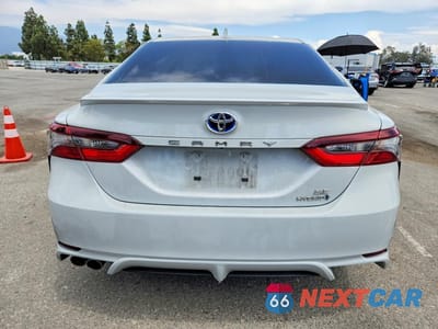Zdjęcie 6 z 12 samochodu: 2022 TOYOTA CAMRY HYBRID SE VIN:4T1G31AK7NU045654 - miniatura
