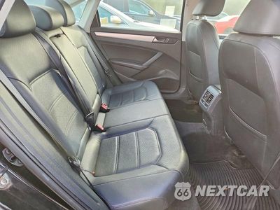 Zdjęcie 10 z 12 samochodu: 2013 VOLKSWAGEN PASSAT SE VIN:1VWBP7A31DC044242 - miniatura