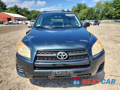 Piąte zdjęcie samochodu w środku: 2009 TOYOTA RAV4 BASE VIN:JTMBF35V595004588 - miniatura