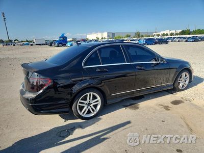 Trzecie zdjęcie samochodu z tyłu: 2014 MERCEDES-BENZ C 250 VIN:WDDGF4HB5EA952090 - miniatura