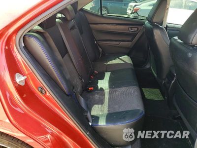 Zdjęcie 10 z 12 samochodu: 2019 TOYOTA COROLLA SE VIN:2T1BURHE2KC127388 - miniatura