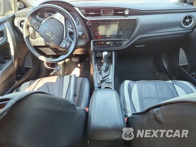 Zdjęcie 8 z 12 samochodu: 2018 TOYOTA COROLLA SE VIN:5YFBURHE7JP824554 - miniatura