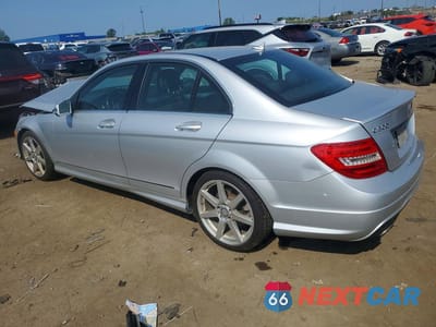 Drugie zdjęcie samochodu z przodu: 2014 MERCEDES-BENZ C 300 4MATIC VIN:WDDGF8AB7EA924292 - miniatura