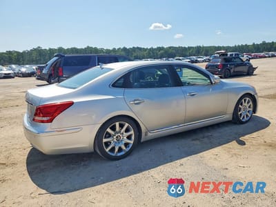 Trzecie zdjęcie samochodu z tyłu: 2012 HYUNDAI EQUUS SIGNATURE VIN:KMHGH4JH4CU056986 - miniatura