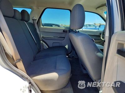 Zdjęcie 10 z 12 samochodu: 2011 FORD ESCAPE XLS VIN:1FMCU0C75BKB48769 - miniatura