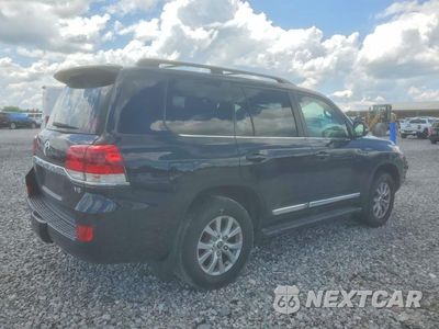 Trzecie zdjęcie samochodu z tyłu: 2016 TOYOTA LAND CRUISER BASE VIN:JTMCY7AJ6G4040625 - miniatura