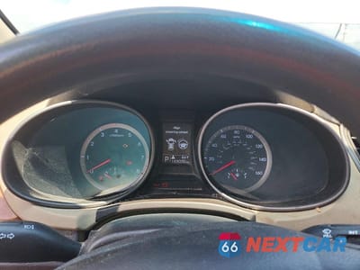 Zdjęcie 9 z 12 samochodu: 2013 HYUNDAI SANTA FE SPORT 2.4L VIN:5XYZT3LB4DG046881 - miniatura