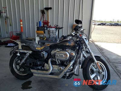2013 HARLEY-DAVIDSON XL1200 C 1HD1CT326DC418205 - główne zdjęcie licytacji z USA - miniatura