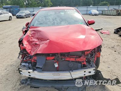 Piąte zdjęcie samochodu w środku: 2022 TOYOTA COROLLA HATCHBACK SE VIN:JTND4MBE7N3191309 - miniatura