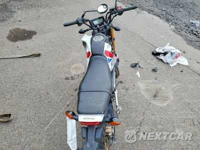 Zdjęcie 6 z 10 samochodu: 2023 HONDA GROM A VIN:MLHJC9252P5100992 - miniatura