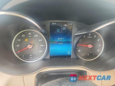 Zdjęcie 9 z 13 samochodu: 2022 MERCEDES-BENZ GLC 300 4MATIC VIN:W1N0G8EB9NG072164 - miniatura