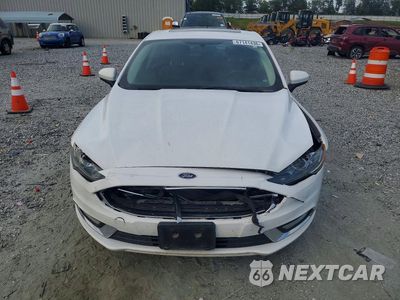 Piąte zdjęcie samochodu w środku: 2017 FORD FUSION SE HYBRID VIN:3FA6P0LU0HR217182 - miniatura