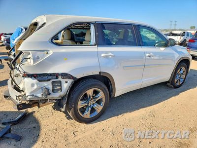 Trzecie zdjęcie samochodu z tyłu: 2017 TOYOTA HIGHLANDER LIMITED PLATINUM VIN:5TDDZRFH9HS362670 - miniatura
