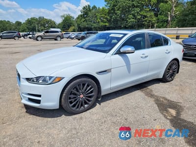 2017 JAGUAR XE FIRST EDITION SAJAN4BV4HA948740 - główne zdjęcie licytacji z USA - miniatura