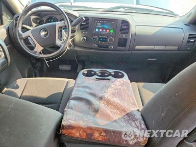 Zdjęcie 8 z 12 samochodu: 2008 CHEVROLET SILVERADO K1500 VIN:2GCEK190081326339 - miniatura