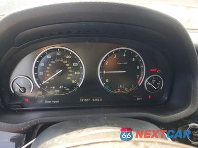 Zdjęcie 9 z 13 samochodu: 2014 BMW X3 XDRIVE28I VIN:5UXWX9C54E0D43601 - miniatura