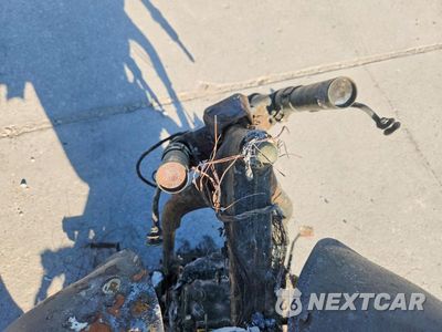Zdjęcie 7 z 8 samochodu: 2009 KAWASAKI VN900 C VIN:JKAVN2C159A030264 - miniatura
