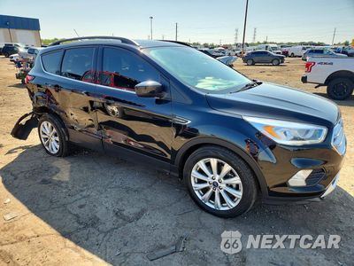 Czwarte zdjęcie samochodu z boku: 2019 FORD ESCAPE SEL VIN:1FMCU9HD6KUB54247 - miniatura