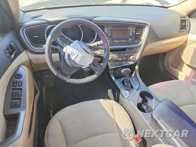 Zdjęcie 8 z 13 samochodu: 2015 KIA OPTIMA LX VIN:5XXGM4A77FG442089 - miniatura
