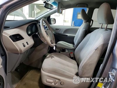 Zdjęcie 7 z 14 samochodu: 2012 TOYOTA SIENNA LE VIN:5TDKK3DC9CS180380 - miniatura
