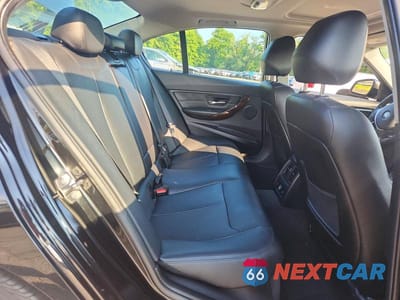 Zdjęcie 10 z 12 samochodu: 2015 BMW 328 XI VIN:WBA3B3G58FNR87532 - miniatura