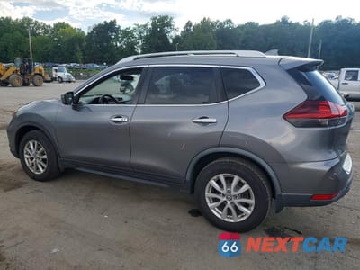 Drugie zdjęcie samochodu z przodu: 2018 NISSAN ROGUE SV VIN:KNMAT2MV1JP616005 - miniatura