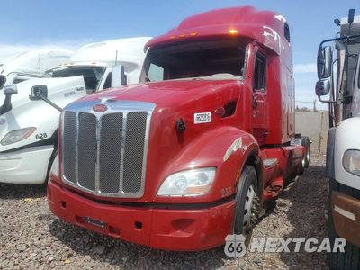 Piąte zdjęcie samochodu w środku: 2020 PETERBILT 579 SEMI TRUCK VIN:1XPBDP9X1LD609843 - miniatura