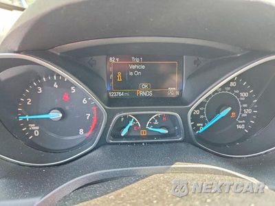 Zdjęcie 9 z 13 samochodu: 2018 FORD ESCAPE SE VIN:1FMCU0GD0JUC46837 - miniatura