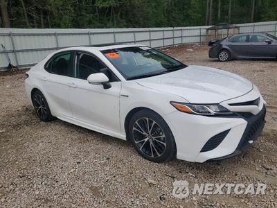 Czwarte zdjęcie samochodu z boku: 2019 TOYOTA CAMRY HYBRID SE VIN:4T1B21HK9KU511017 - miniatura