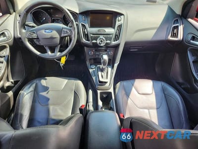 Zdjęcie 8 z 12 samochodu: 2015 FORD FOCUS TITANIUM VIN:1FADP3N23FL227091 - miniatura