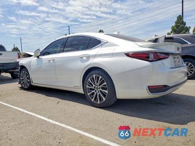Drugie zdjęcie samochodu z przodu: 2019 LEXUS ES 300H VIN:58AB21B19KU003817 - miniatura