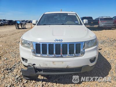 Piąte zdjęcie samochodu w środku: 2013 JEEP GRAND CHEROKEE LAREDO VIN:1C4RJFAG6DC568647 - miniatura